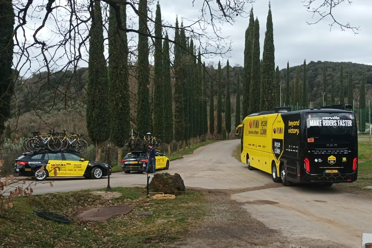 Team Visma, Tirreno Adriatica 2025 Team Visma<br />
(Tirreno Adriatica 2025 ) a Poggio Corbello